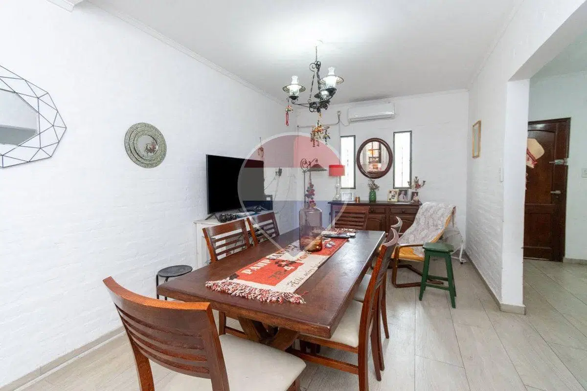Casa de3 dormitorios y patio en venta Candioti Sur 2
