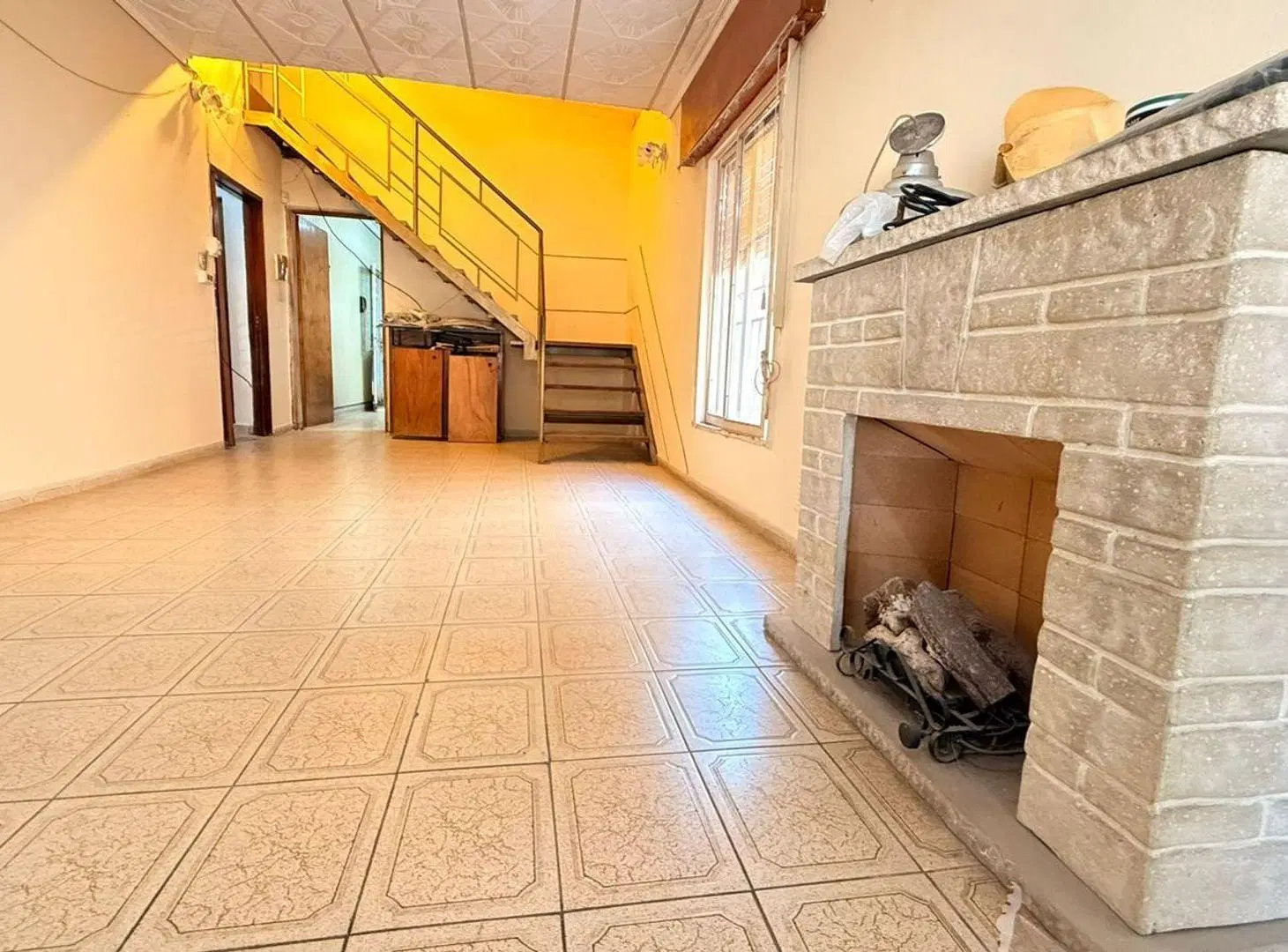 Casa en venta 3 dorm, 2 baños, cochera y patio 3