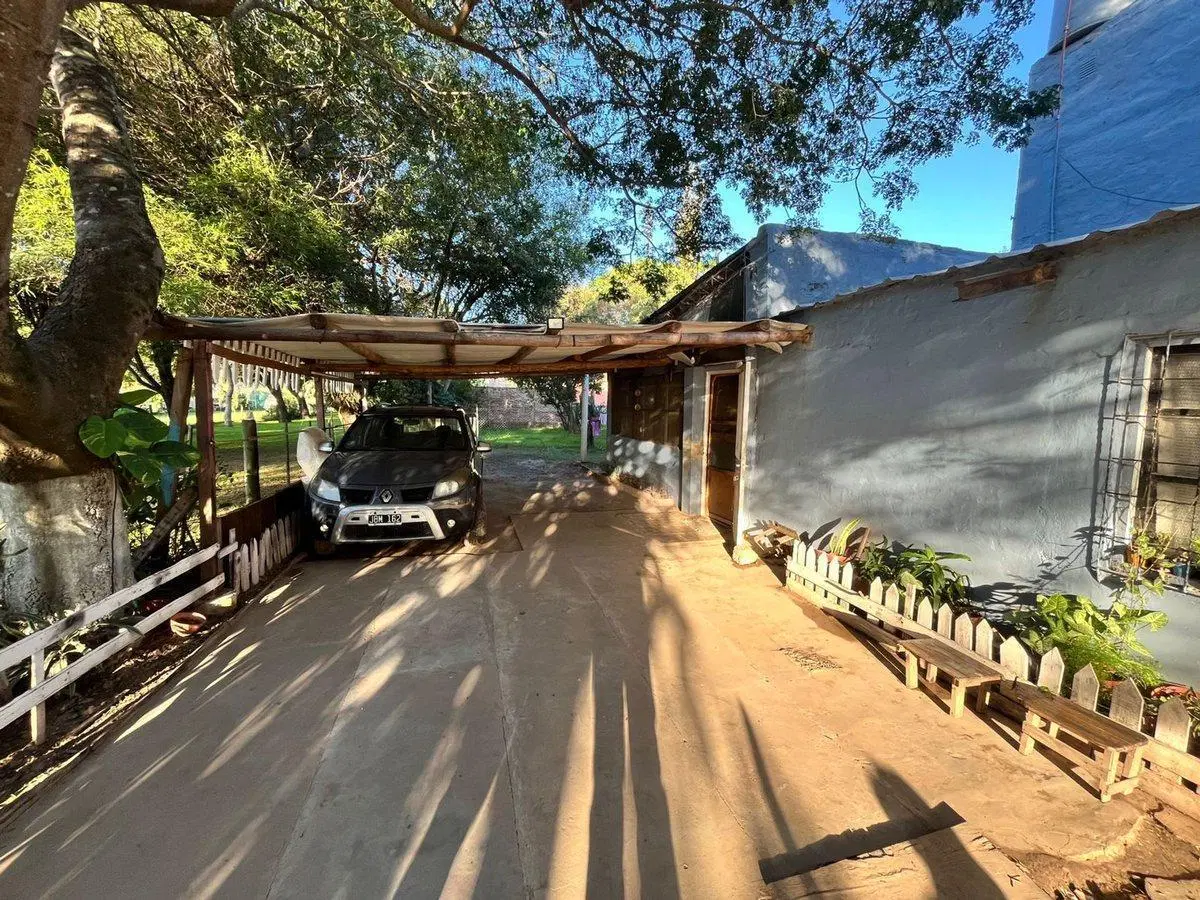 CASA EN VENTA DE 3 DORMITORIOS EN COLASTINE SUR 3