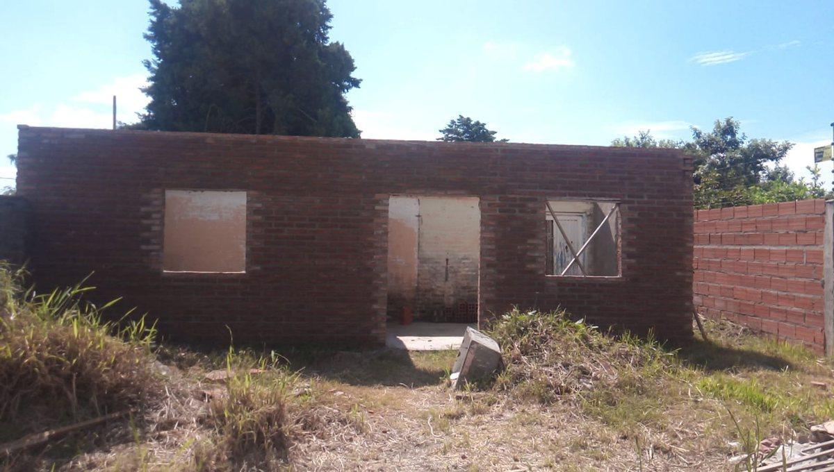 CASA A TERMINAR EN VENTA EN BARRIO CONQUISTADORES