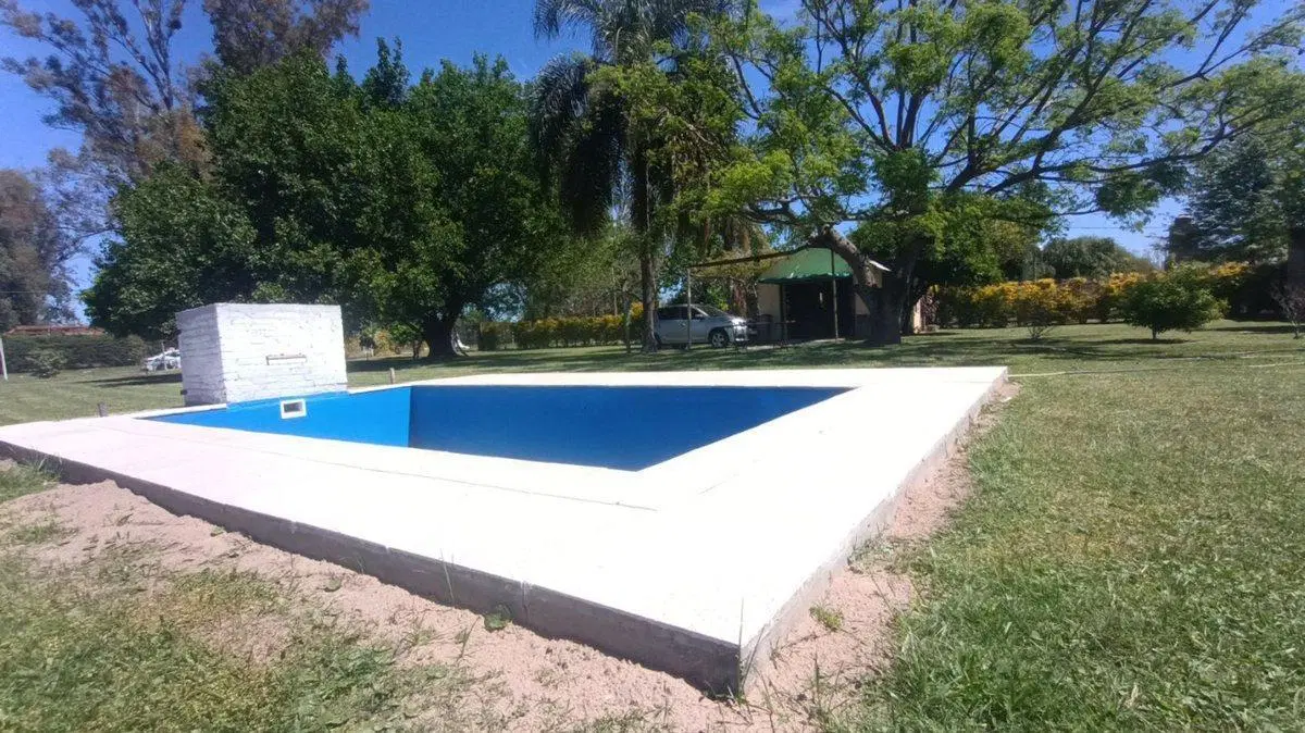 Casa 3 dorm y Pile con gran terreno 8