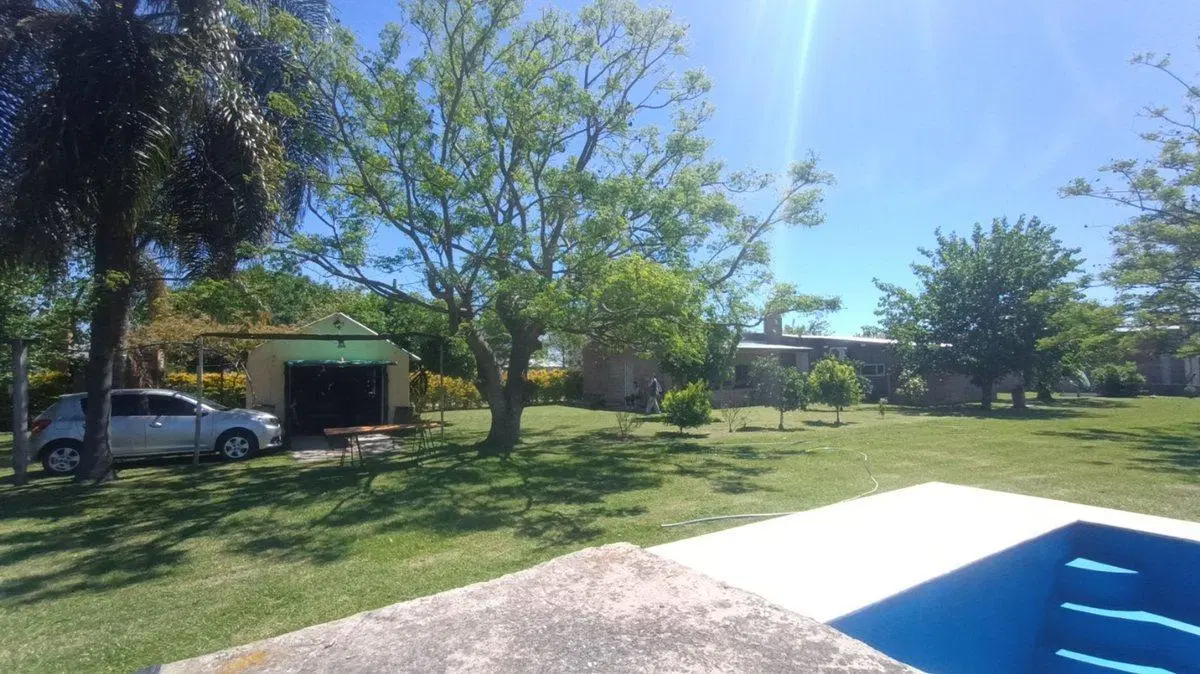 Casa 3 dorm y Pile con gran terreno 5