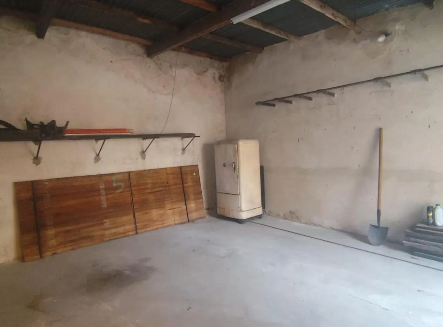 Casa 2 dormitorios con  gran terreno 3