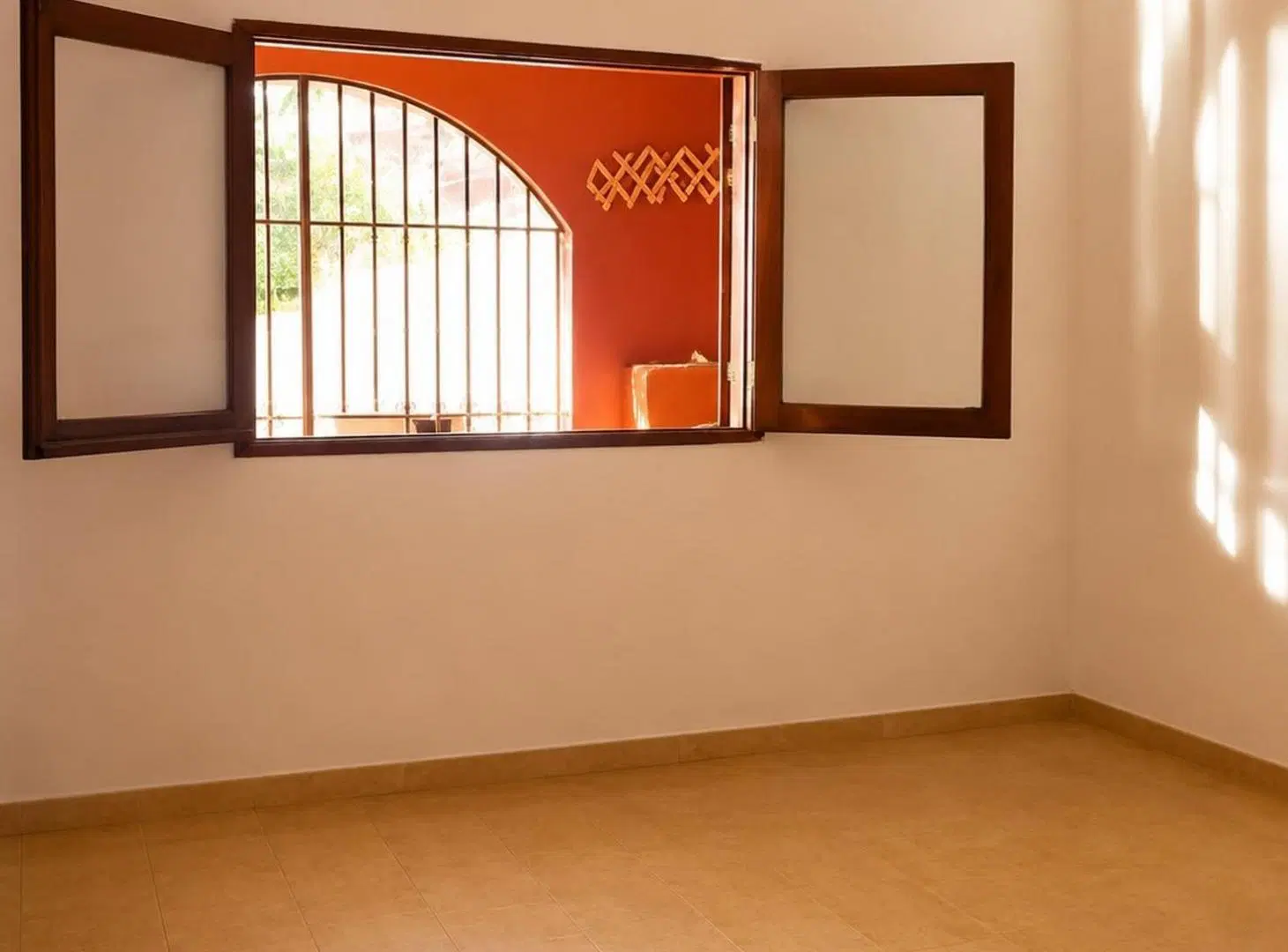 Se vende casa a metros de avenida Gorriti 3
