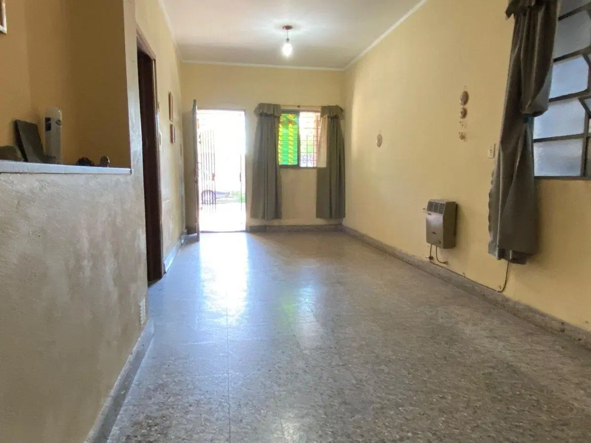 Casa 3 dormi-cochera-patio + dpto 2 dormi en venta 4