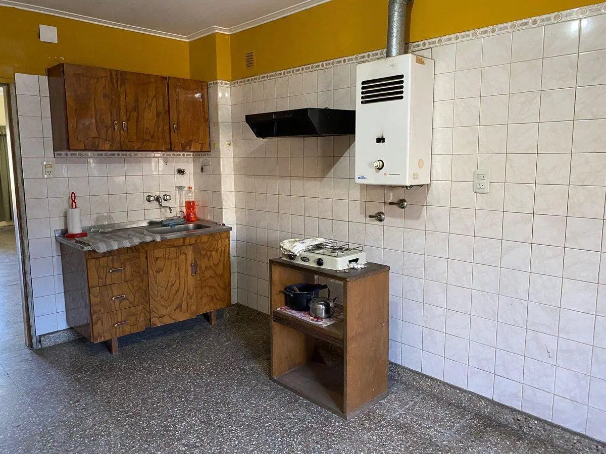 Casa 3 dormi-cochera-patio + dpto 2 dormi en venta 2