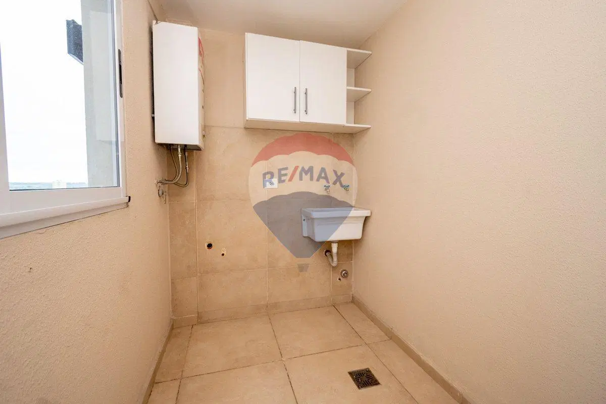 Semipiso de 2 dormis en venta en B° Constituyentes 5