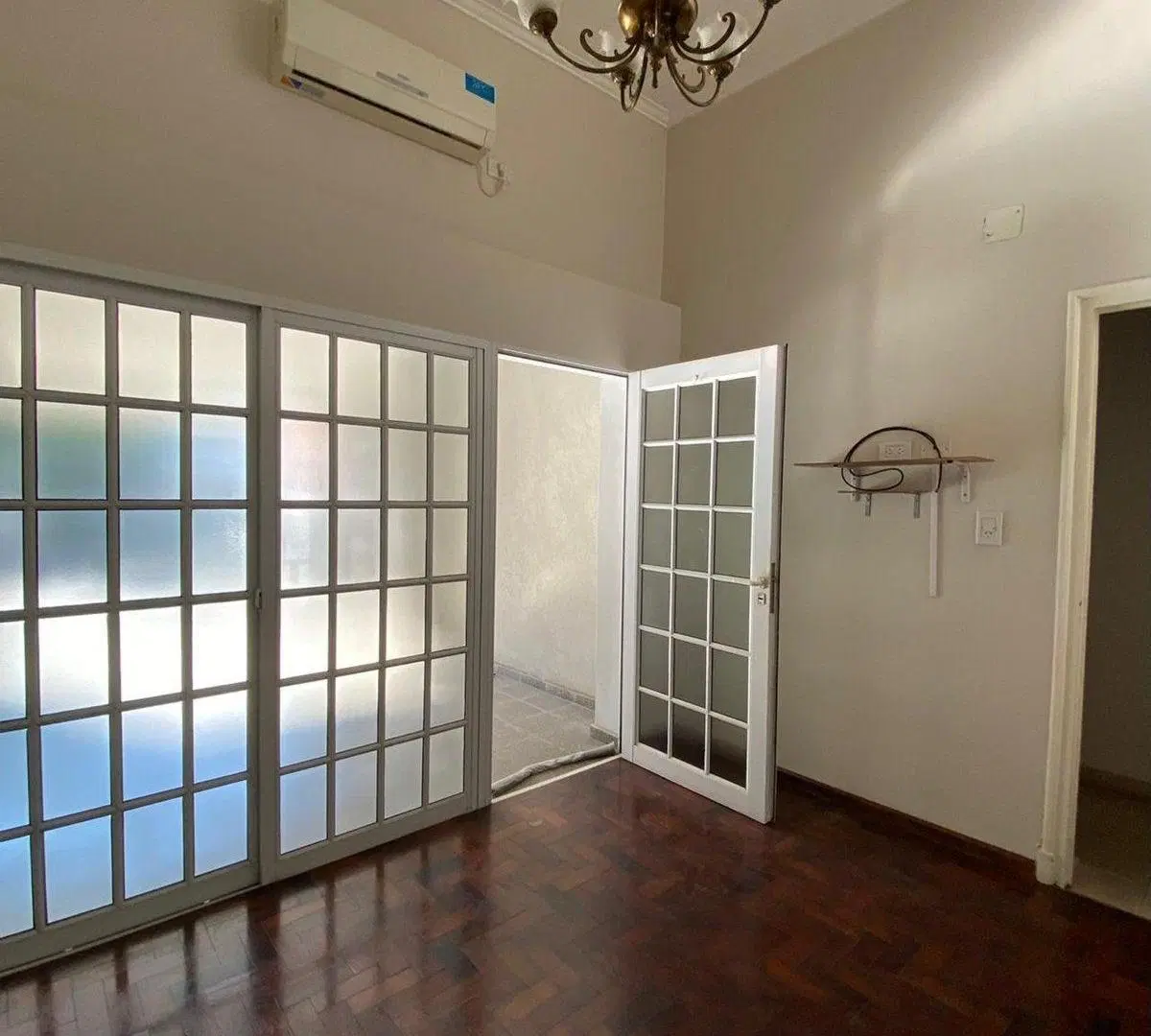 Casa en venta 2 dorm a mts de Jerarquicos 2