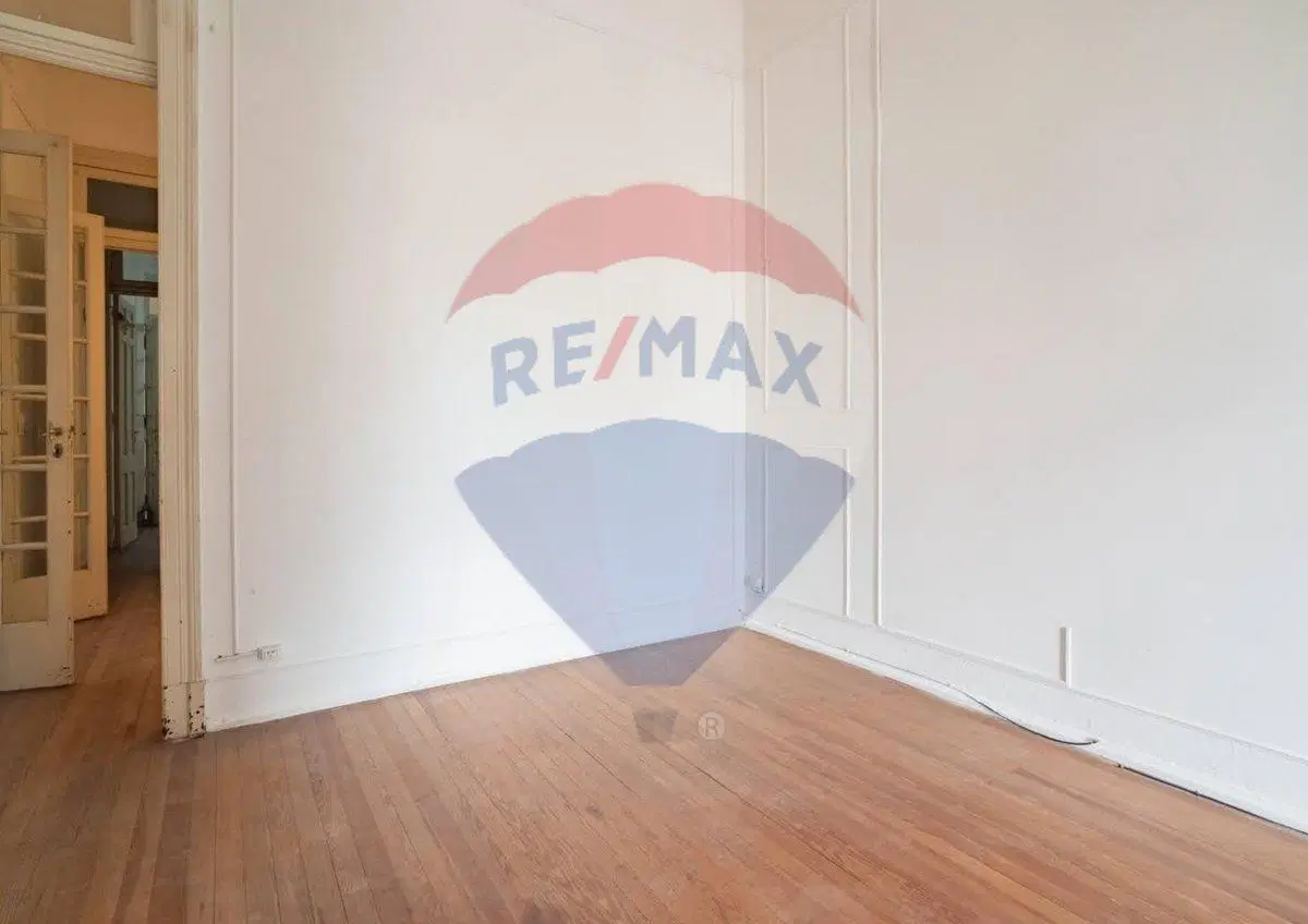 VENTA DE DEPARTAMENTO EN PRIVILEGIADA UBICACION 5