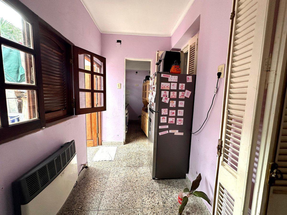 Foto de Interno de 2 dormitorios en barrio Candioti, imagen 5