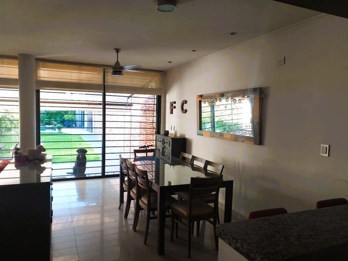 Foto de VENTA DE CASA EN SANTO TOME CERCA DE LA COSTANERA, imagen 4