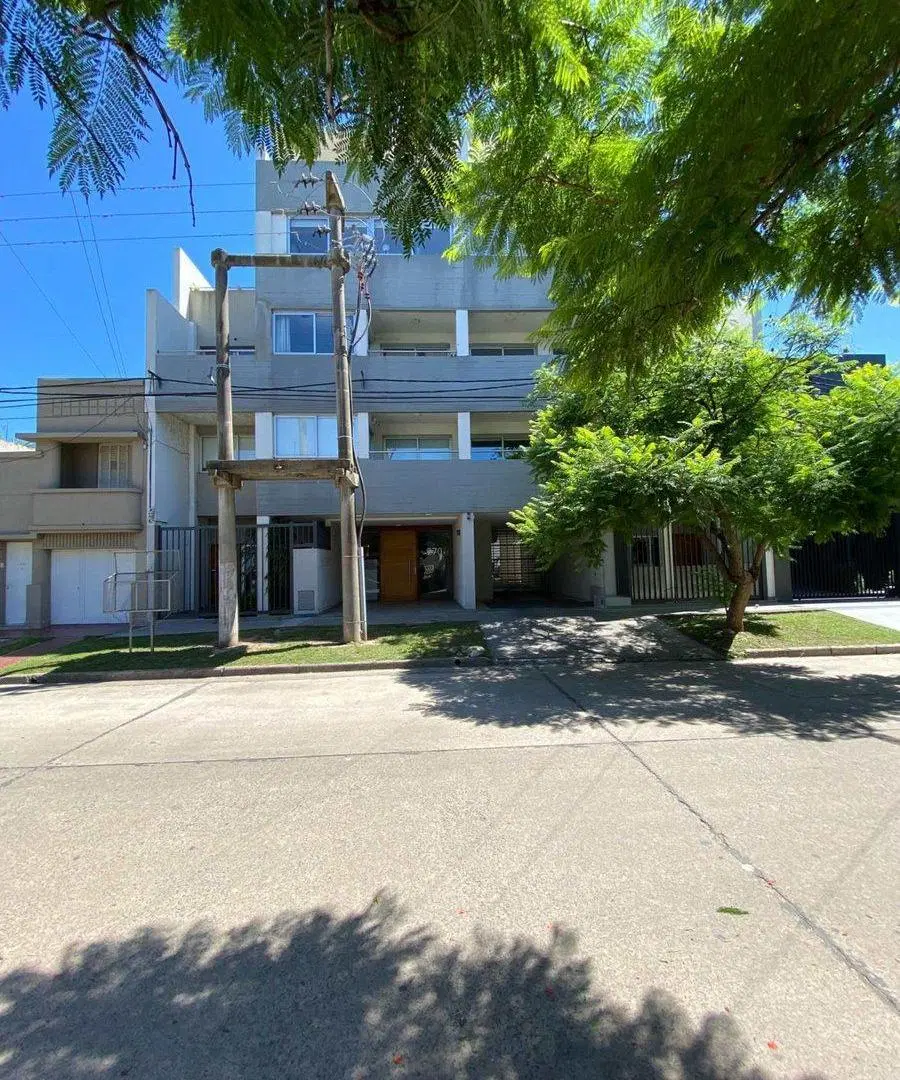 DTO DE UN DORMITORIO CON COCHERA EN GUADALUPE 5