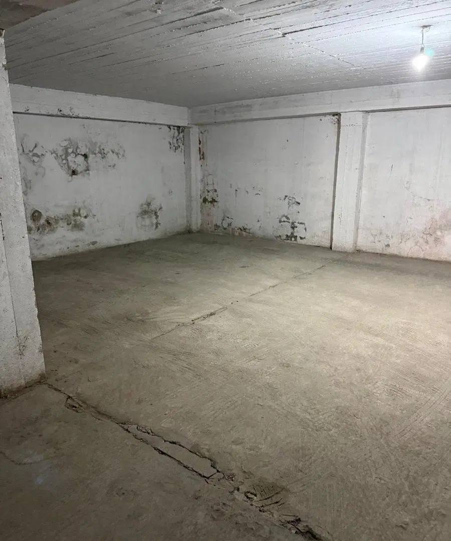 CINCO COCHERAS EN VENTA EN SUIPACHA 2900 3