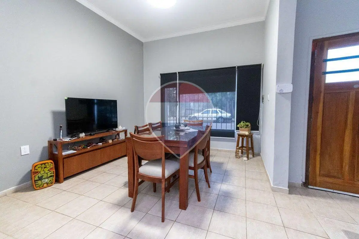 Casa en venta de 4 dormitorios en B.Candioti Norte 5