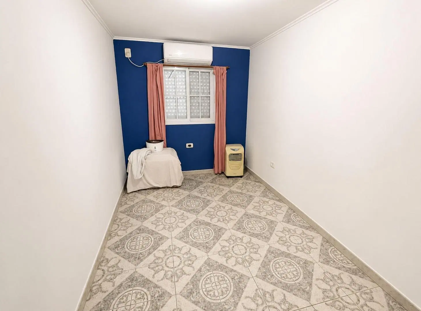 Casa de 3 dormitorios en Jardines de la Costa 5