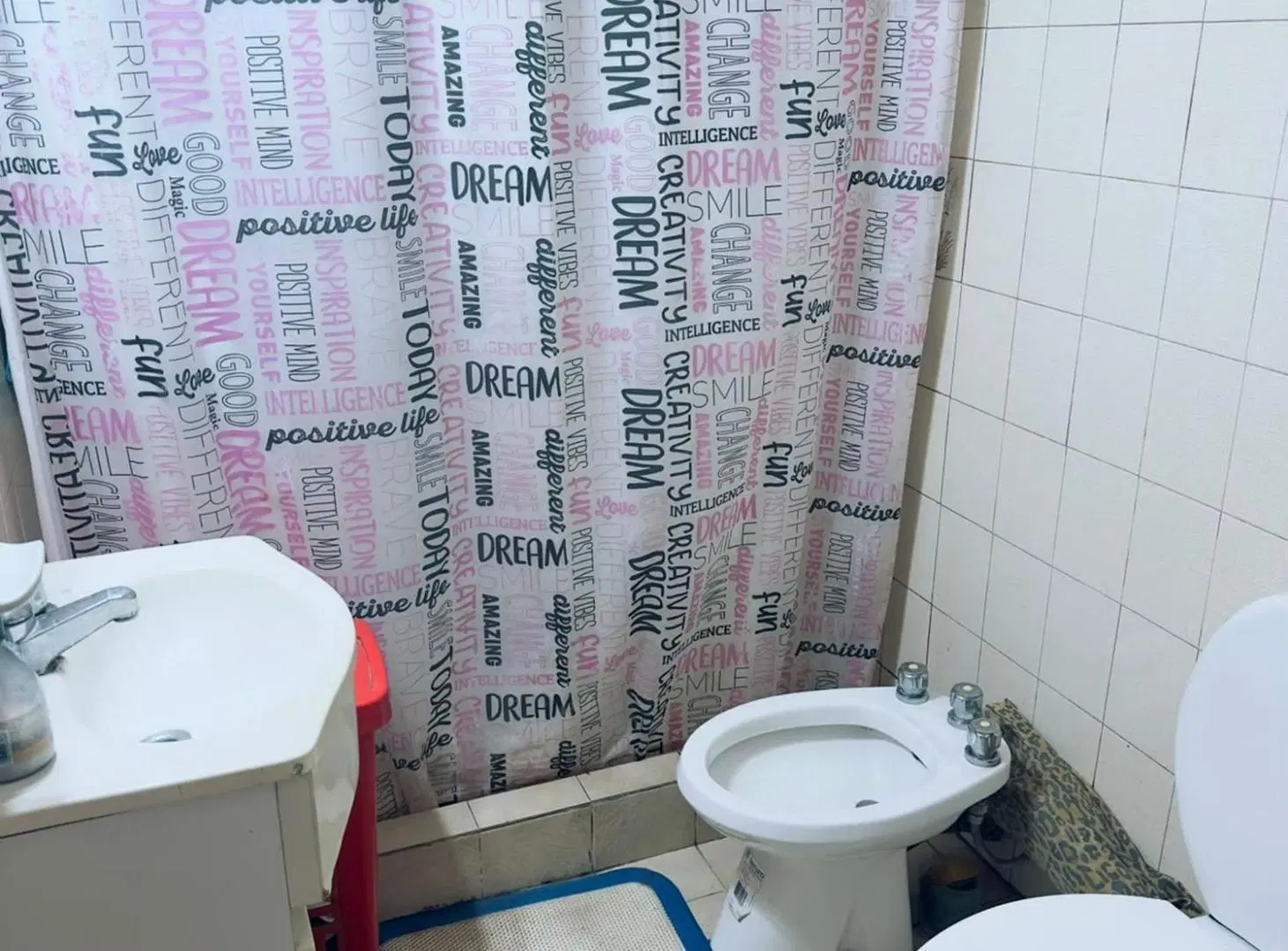 Se vende casa en excelente estado. 4