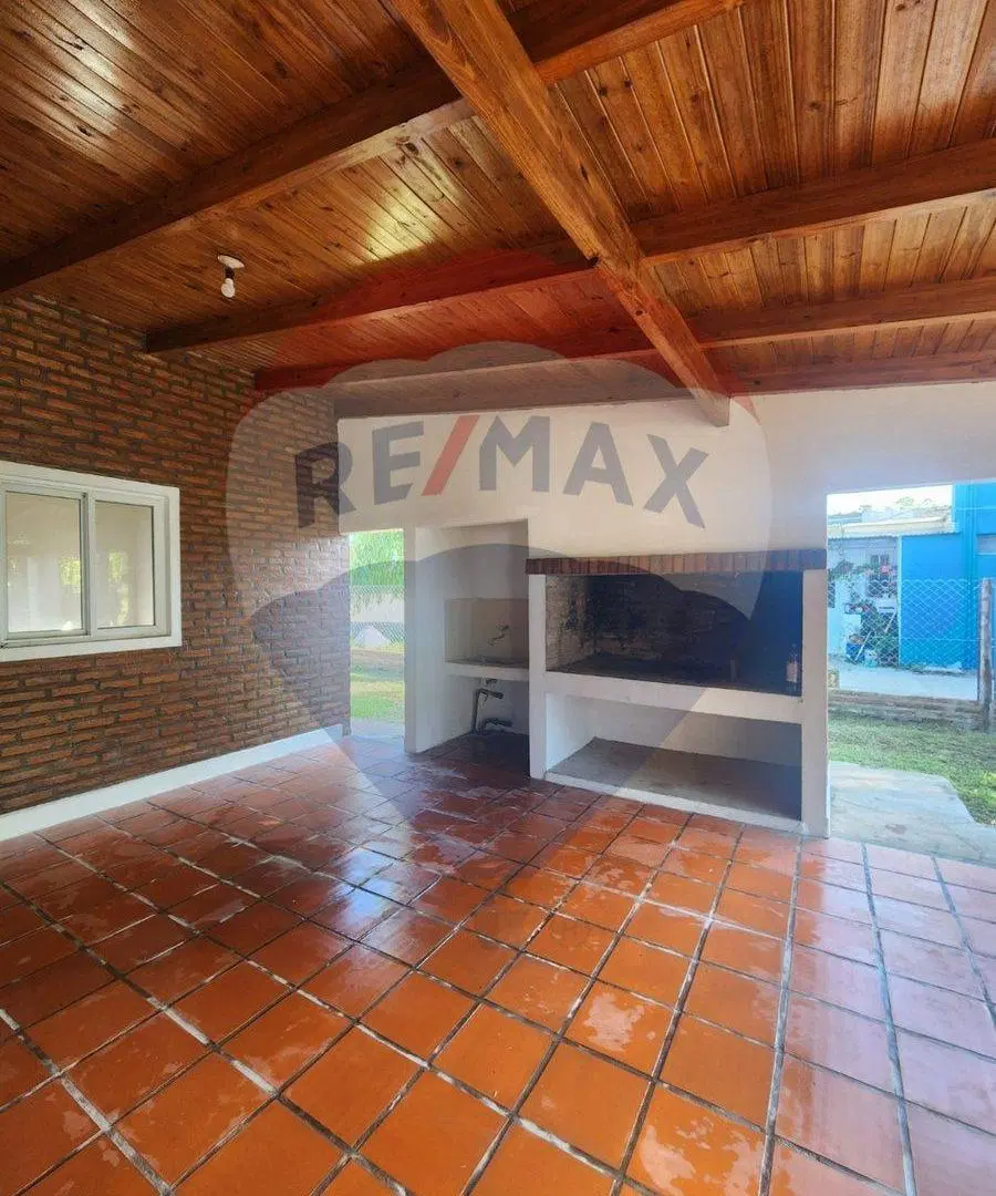 SE VENDE HERMOSA CASA APTA CREDITO EN SANTA ROSA 3