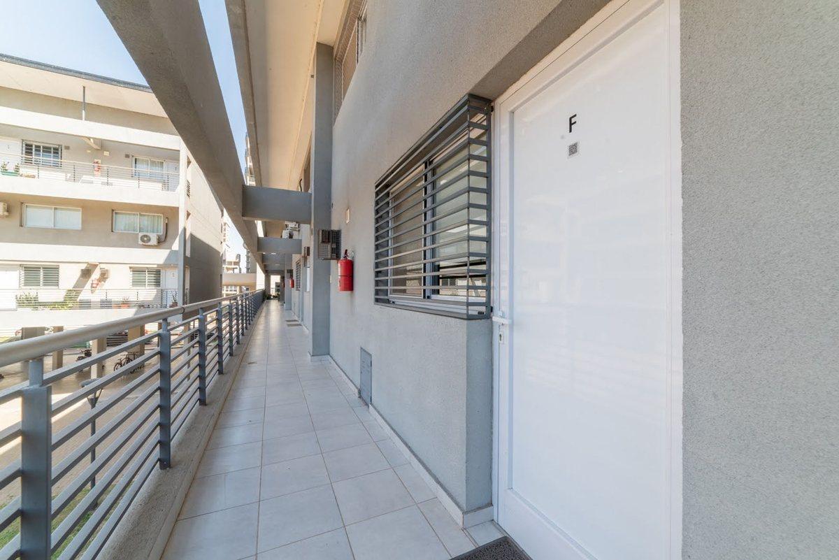 Foto de SE VENDE HERMOSO DUPLEX DE 3 DORMITORIOS, imagen 4