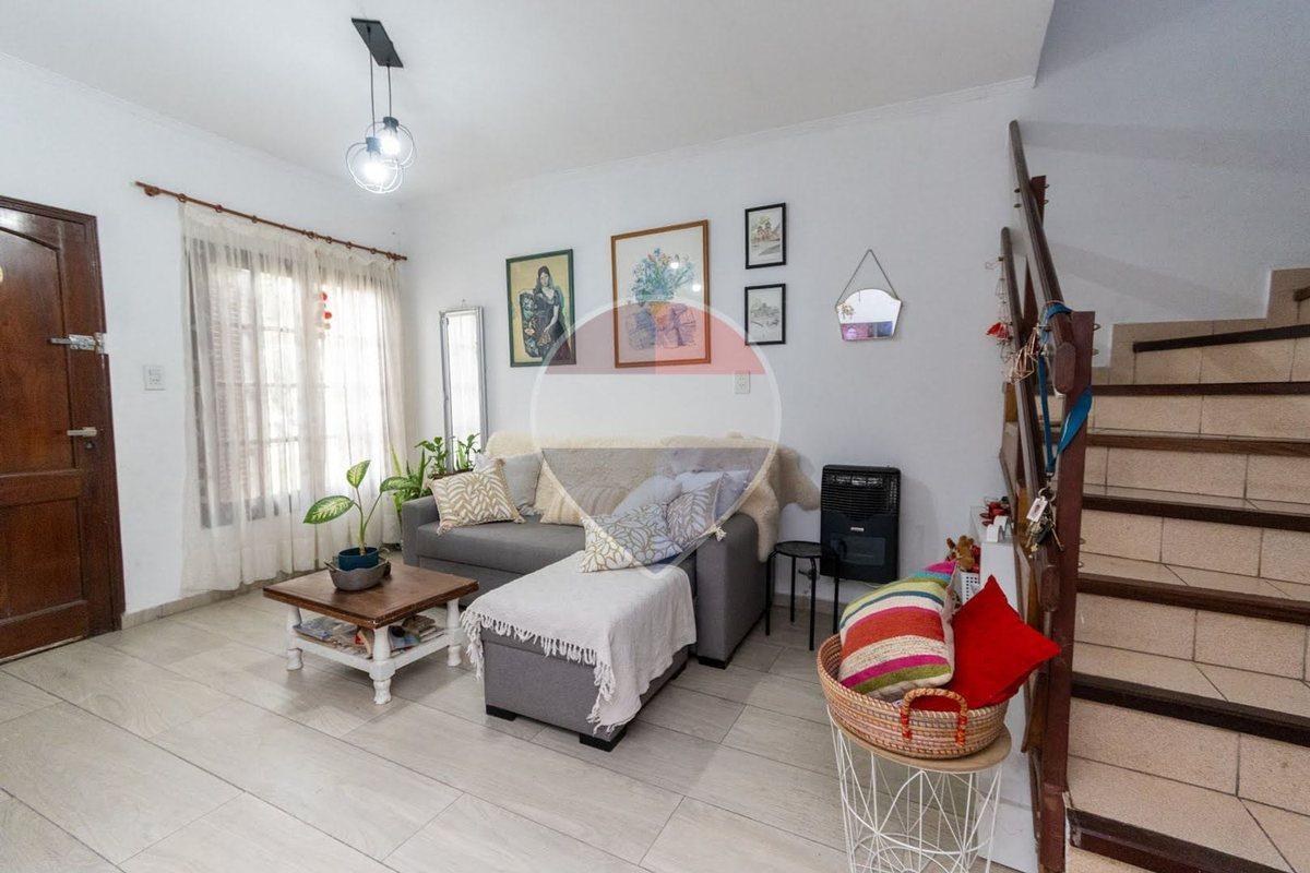 Foto de Casa de3 dormitorios y patio en venta Candioti Sur, imagen 4