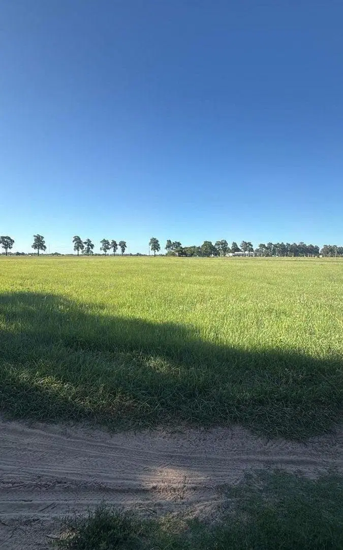 LOTE A LA VENTA EN CAYASTA CERCA DE LA RUTA 4