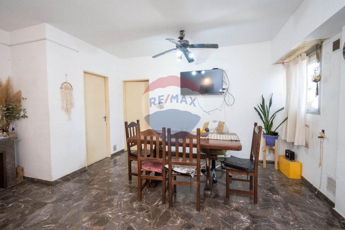 Foto de Venta Departamento 2 Dormitorios Zona Recoleta, imagen 3