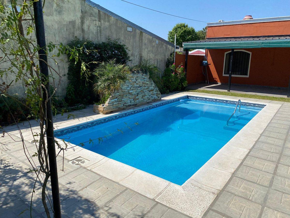 Foto de Casa con pileta en venta a 100 metros de Ruta N1, imagen 3