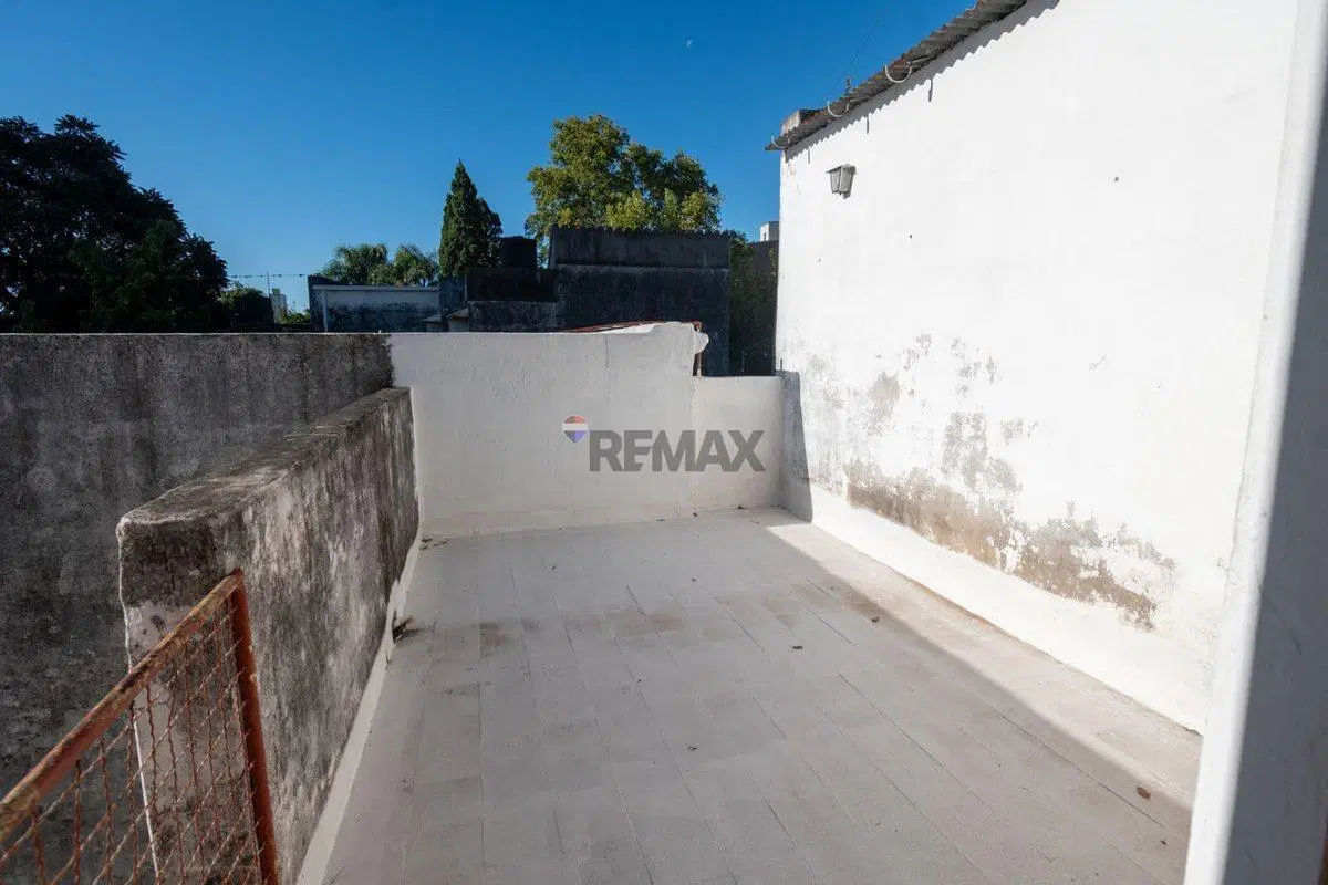 VENTA PLANTA ALTA BARRIO SUR-J.J.PASO Y 4 de ENERO 8