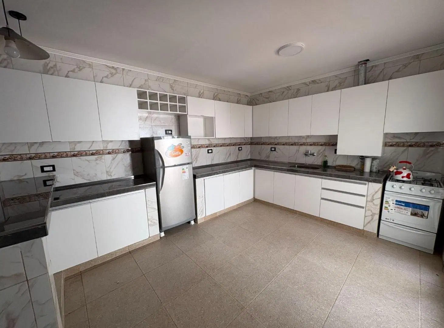 Casa de 3D y cochera A ESTRENAR en María Selva 5