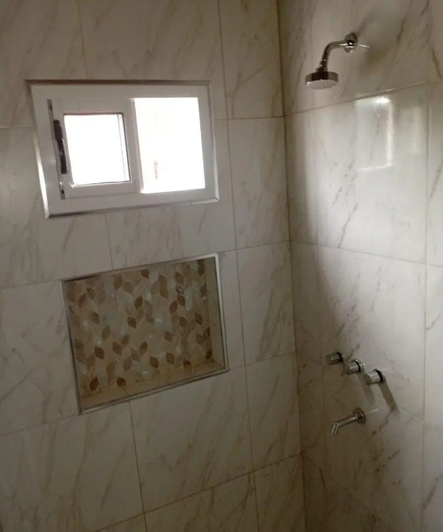 Se vende casa a terminar - calle Urquiza 4098 8