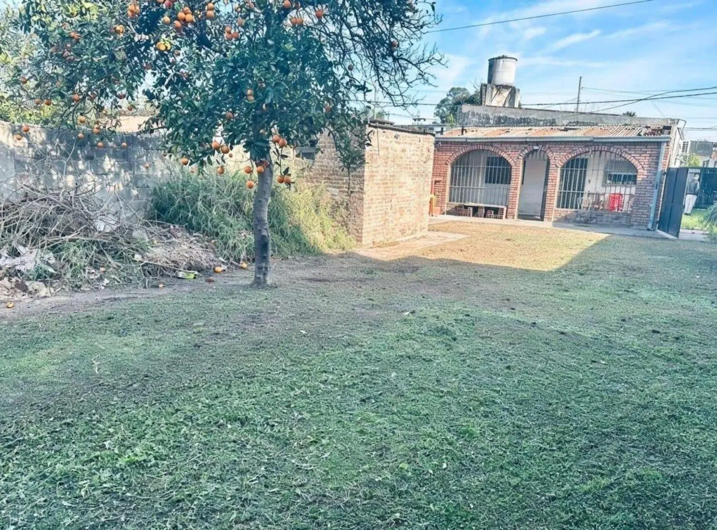 Se vende casa a metros de avenida Gorriti 8