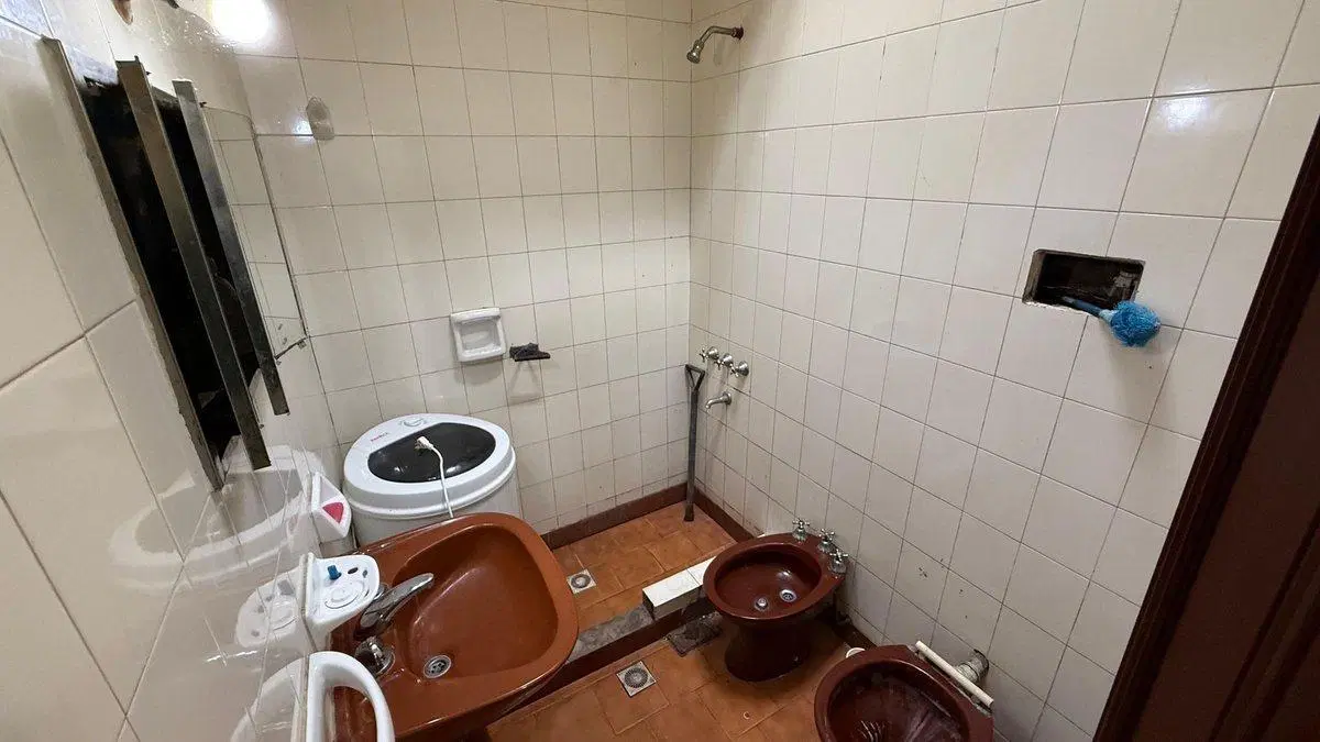 Casa en venta 2 dormis-cochera-patio B°Sgto Cabral 5