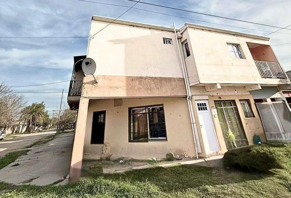 OPORTUNIDAD DE INVERSION 1 CASA Y 5 DPTOS 2