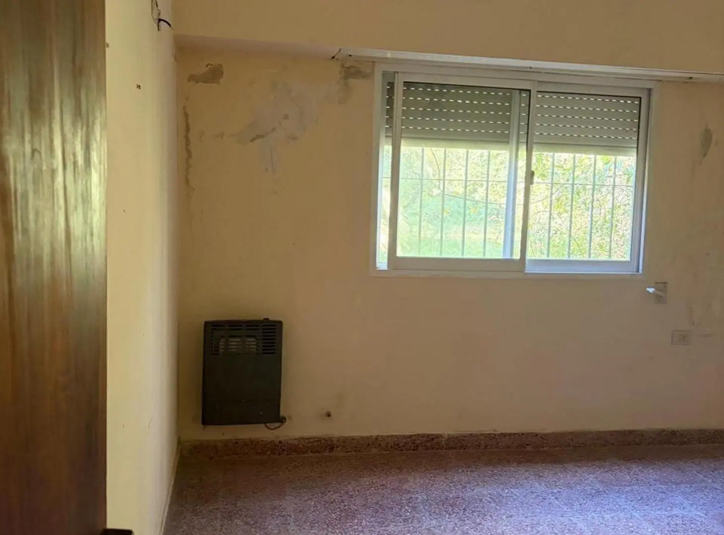 QUINTA SOBRE GRAN TERRENO EN KM 13. 2