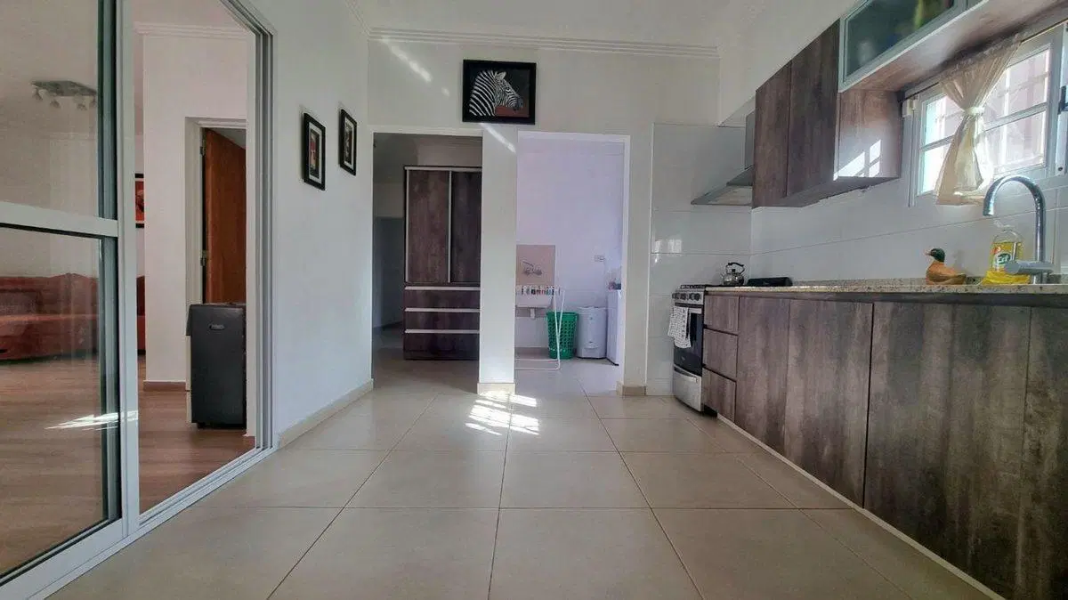 Casa Moderna apta a crédito , frente al Aeropuerto 3