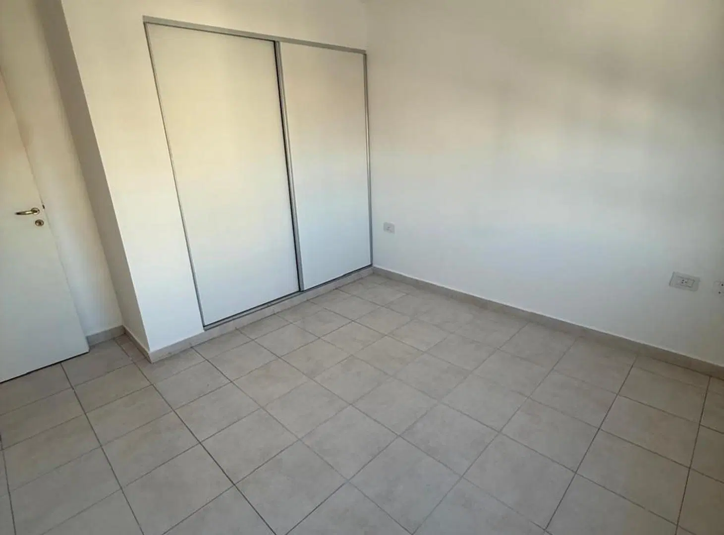 DPTO 1 DORM. EN LATINO 24. IMPECABLE 5