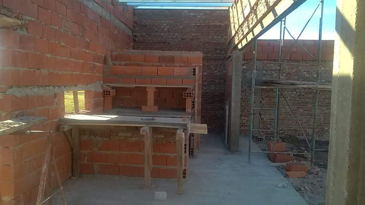 Foto de VENTA TERRENO CON CONSTRUCCIÒN AVANZADA PRADERAS 2, imagen 4