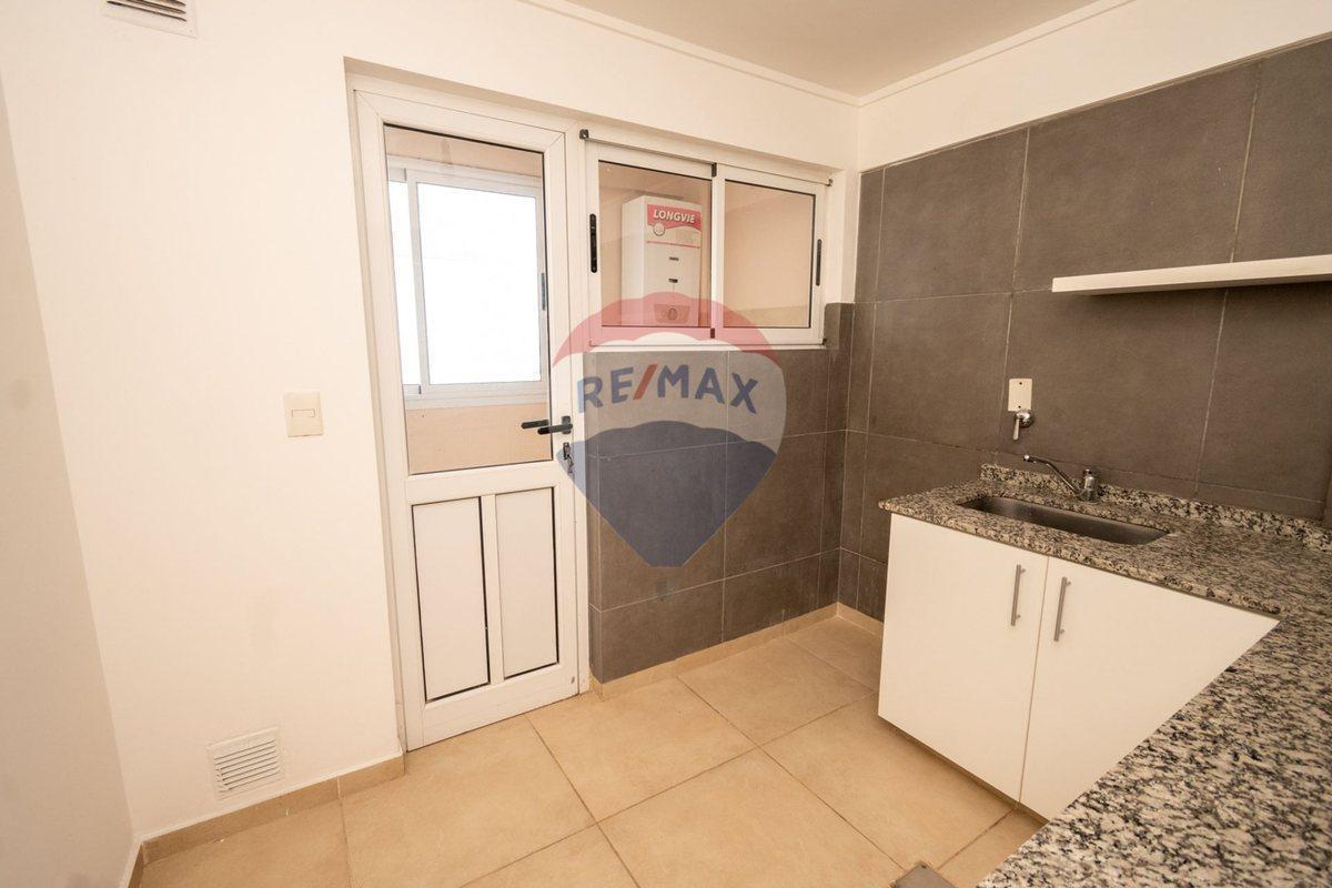 Foto de Dpto de 1 dormitorio en venta en B Constituyentes, imagen 2