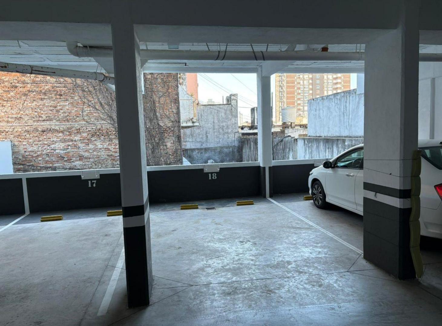 Foto de Cochera cubierta en venta en pleno microcentro, imagen 4