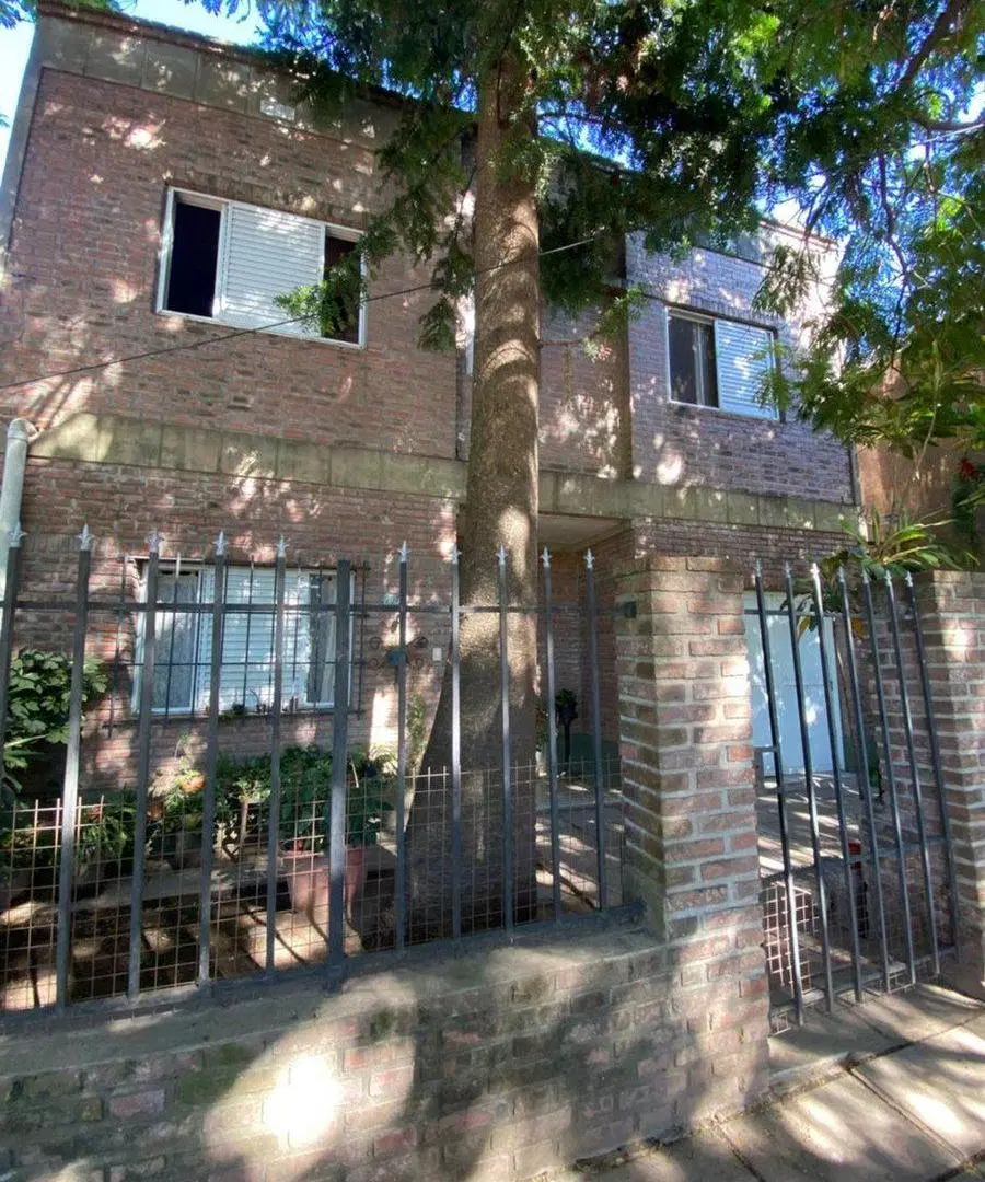 Se Vende casa en cercania al hospital de niños 4