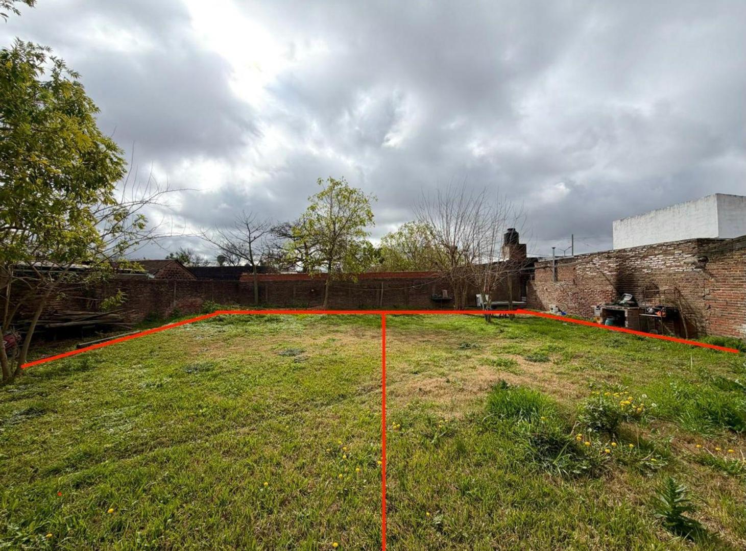 Foto de TERRENO EN VENTA A 2 CUADRAS DE ARISTOBULO, imagen 2