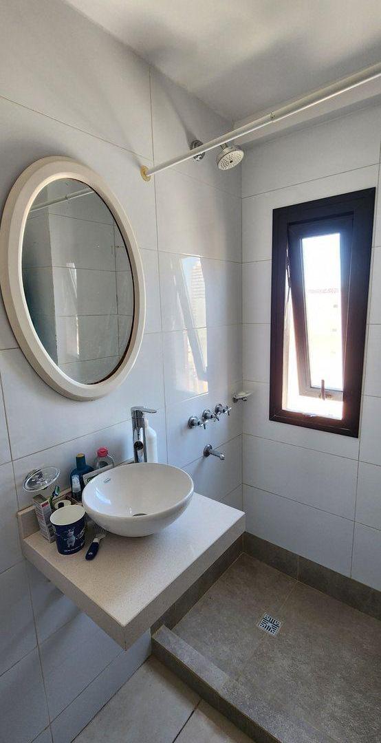Foto de Dpto 1 dorm en venta en Bv Pellegrini, imagen 5