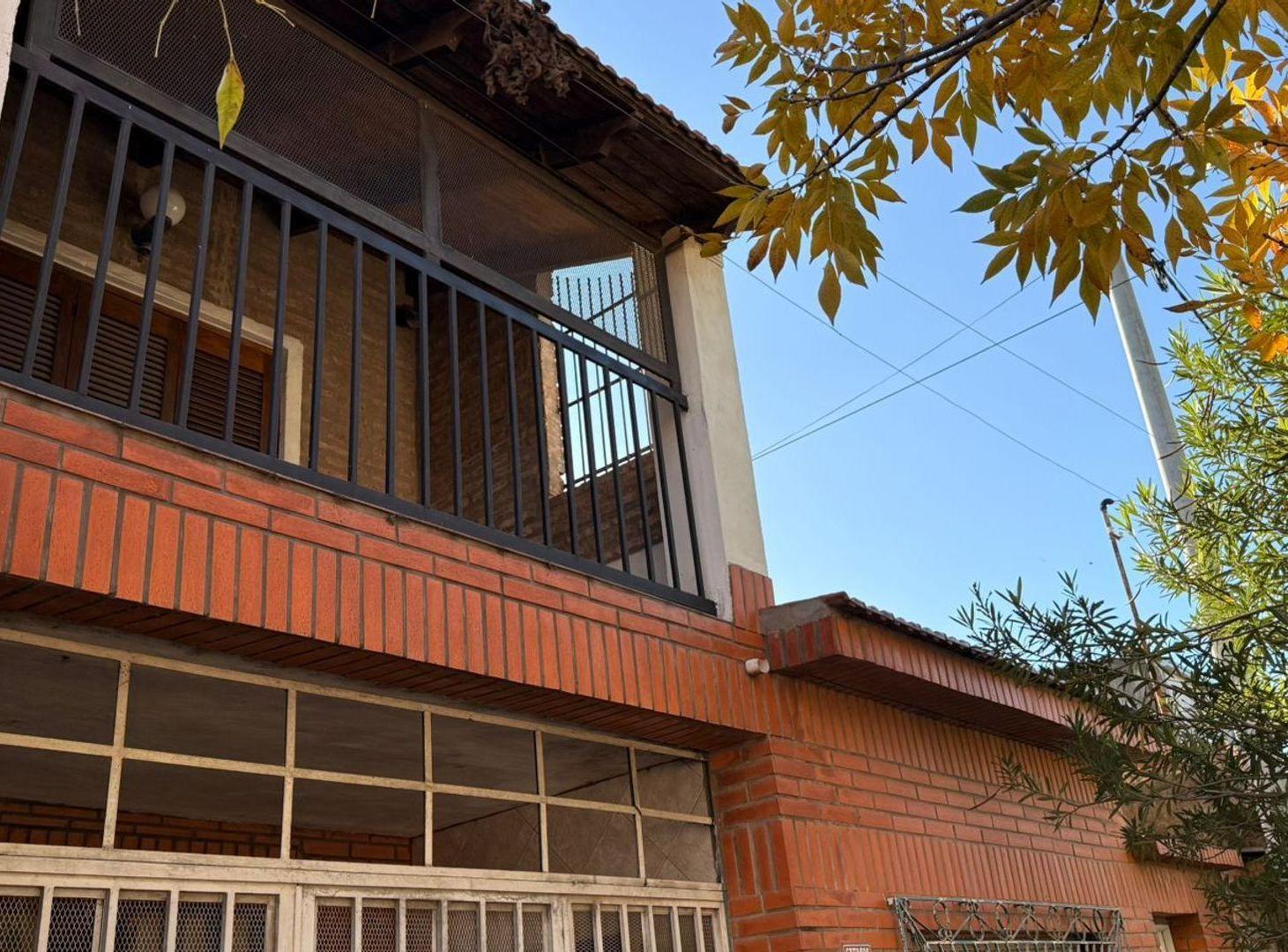 Foto de Casa en venta 3 dorm, 2 baños, cochera y patio, imagen 5