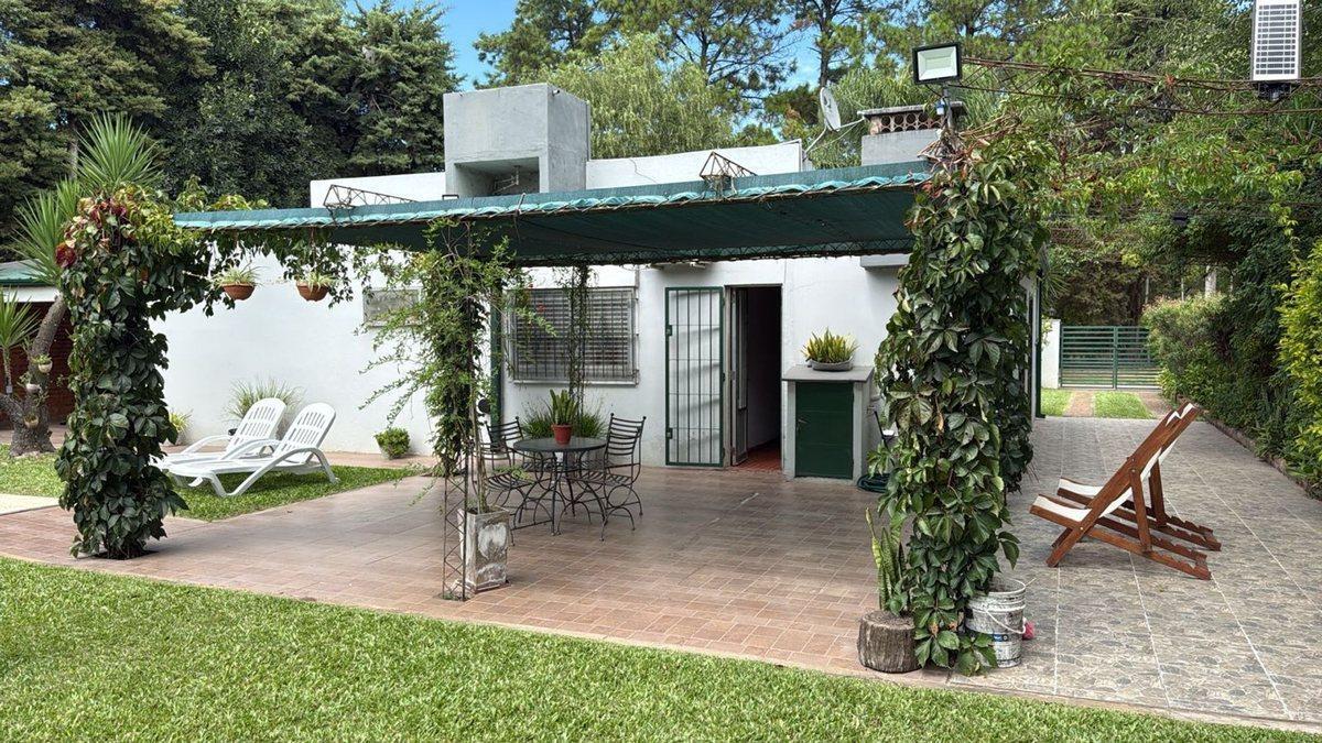 Foto de QUINTA A LA VENTA FRENTE AL AEROPUERTO J. NEWBERY, imagen 4