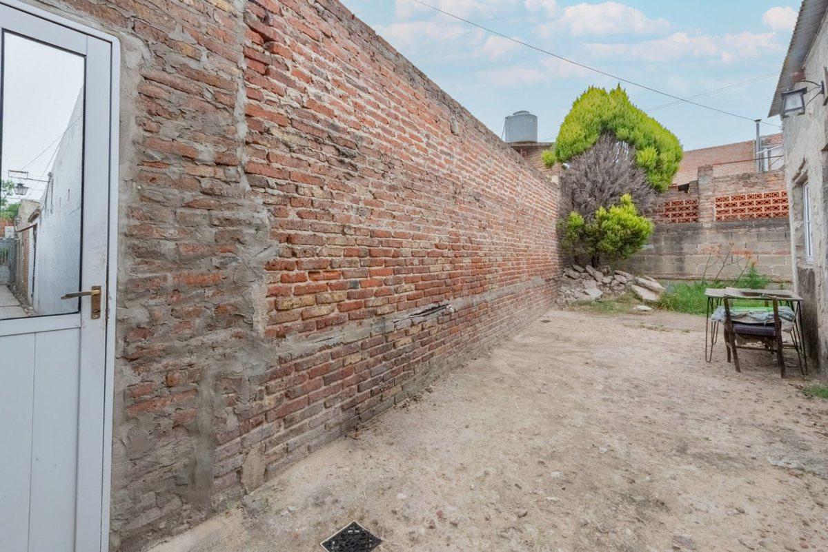Foto de Casa interna a refaccionar en Barranquitas, imagen 3