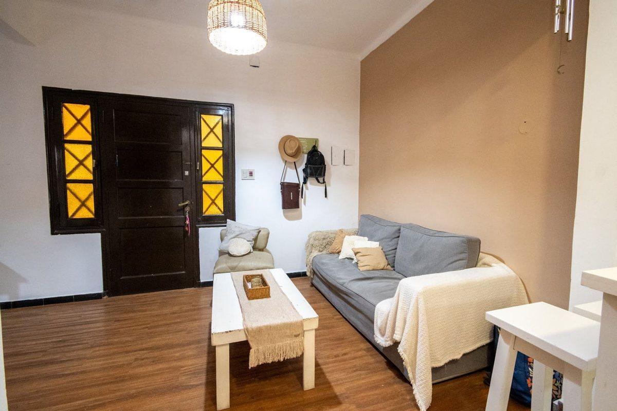 Foto de PH EN VENTA 2 DORMITORIOS CON PATIO ZONA CENTRO, imagen 4