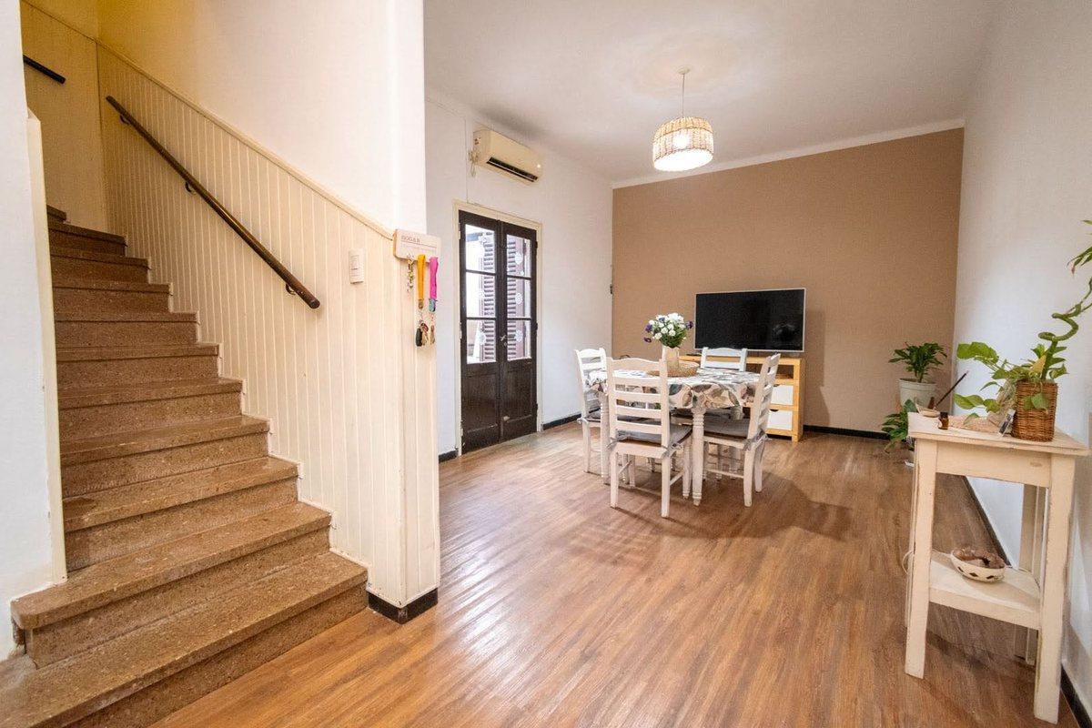 Foto de PH EN VENTA 2 DORMITORIOS CON PATIO ZONA CENTRO, imagen 2