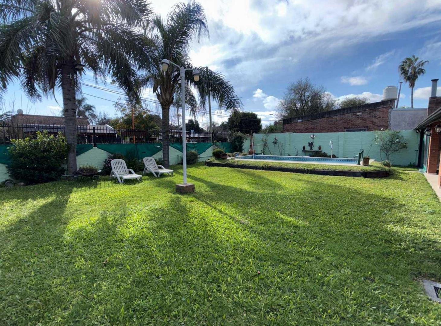 Foto de ESPECTACULAR CASA QUINTA EN SAUCE VIEJO, imagen 1