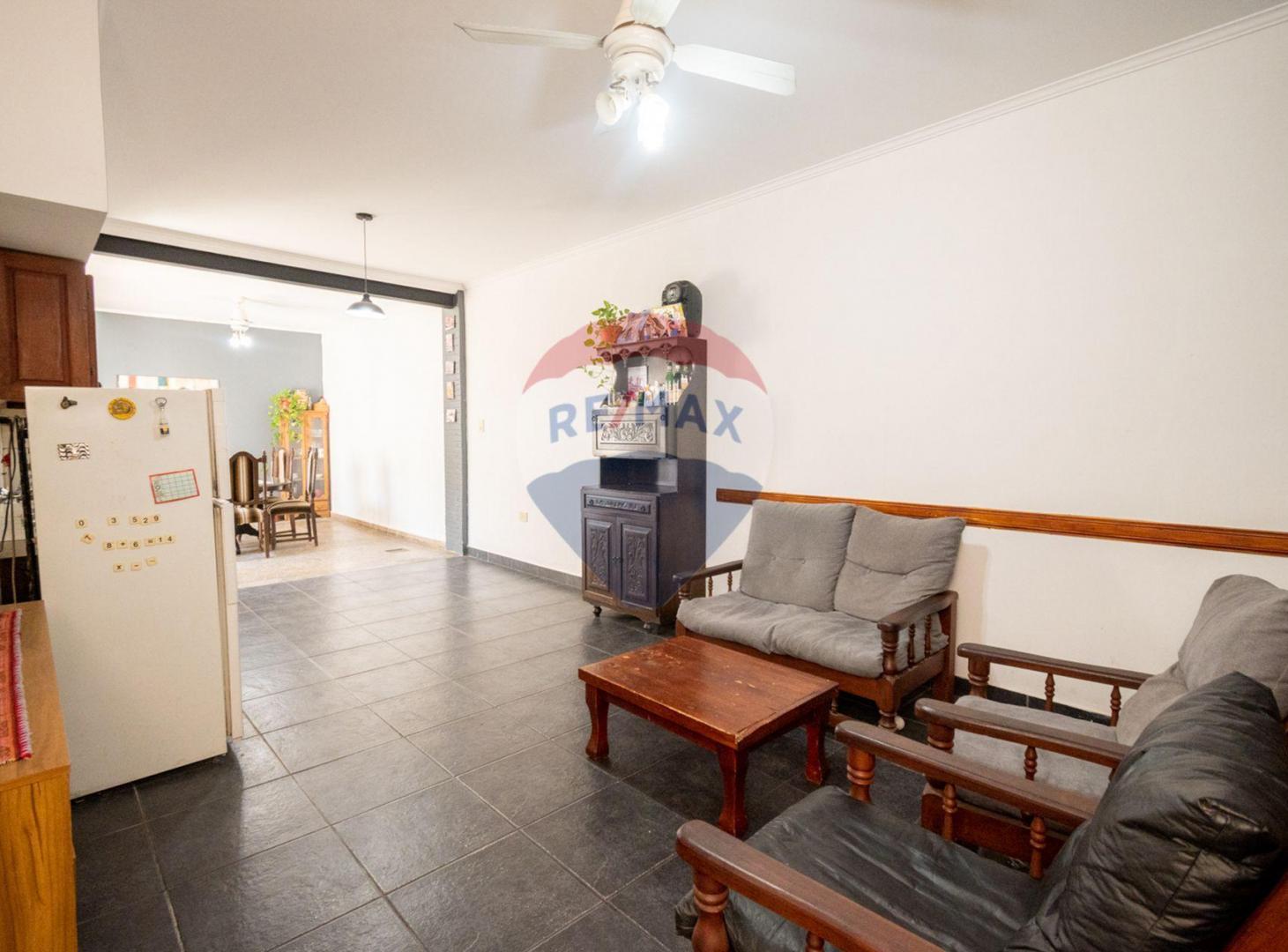 Foto de Casa en venta de 3 dormitorios y patio en zona sur, imagen 2