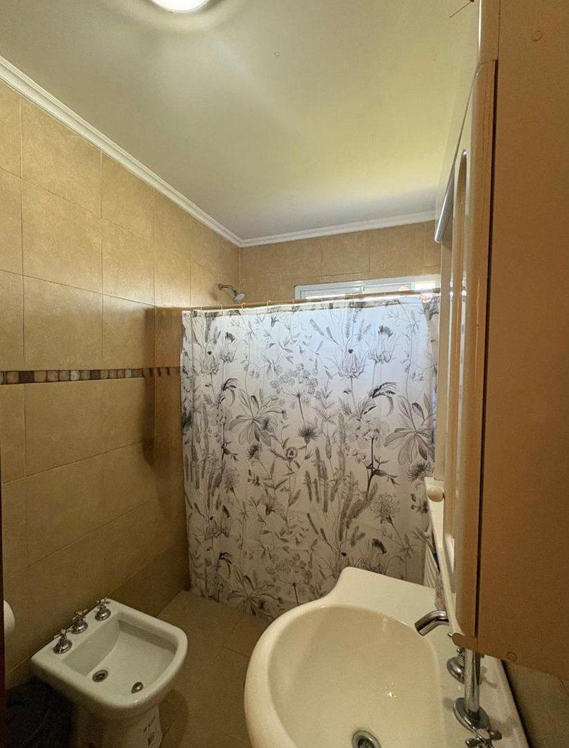 Foto de VENTA DE CASA EN CORONDA CON GRAN TERRENO, imagen 3