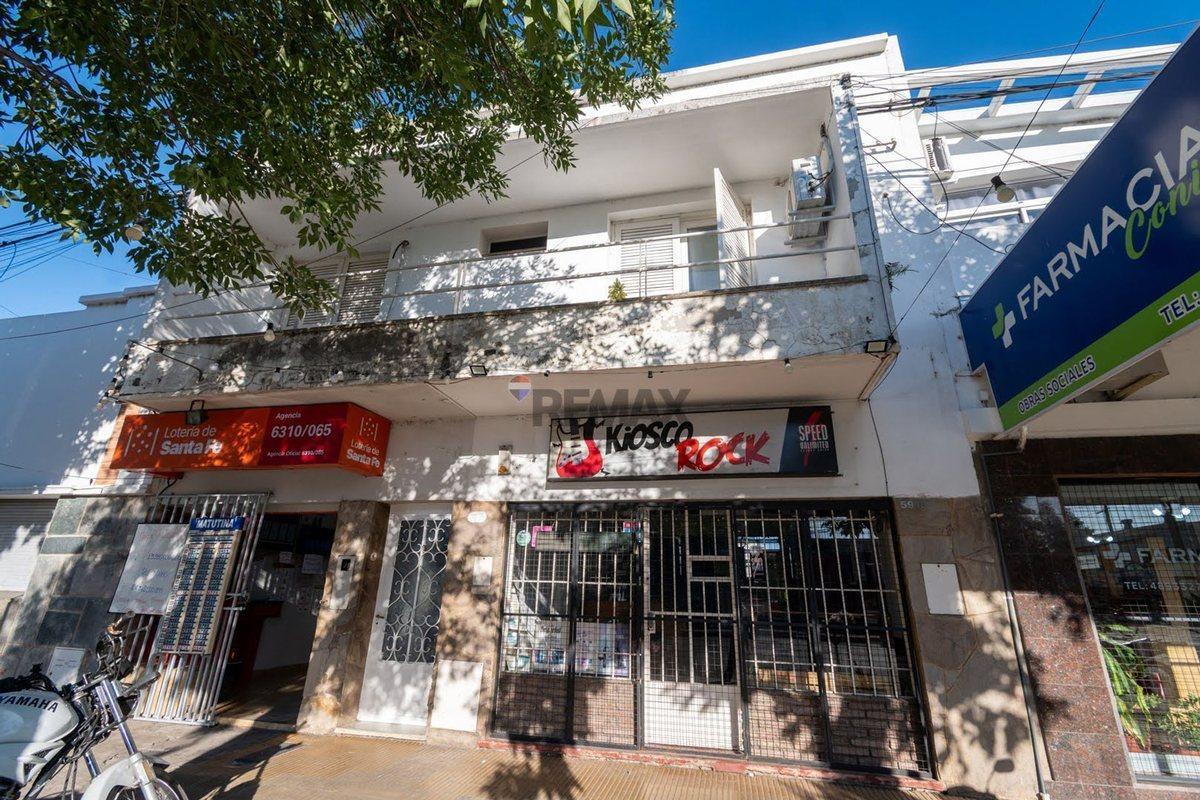 Foto de Casa + 2 locales en venta sobre importante avenida, imagen 2